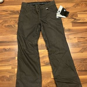 DC Snowboard Pants